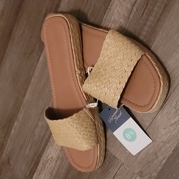 Slippers - Picture 2 of 2